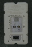 完成品したアンプ内蔵スピーカ(背面)